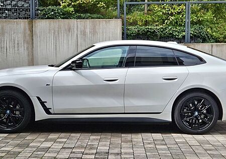 BMW i4 eDrive40 M Sport AHK, DAP, HuD, HK, Park+