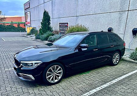 BMW 520d Touring A - Luxury Line