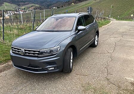 VW Tiguan Allspace Volkswagen 2.0 TSI OPF 140kW DSG 4MOTIO...