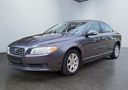 Volvo S80 Lim. 2.0 F Momentum