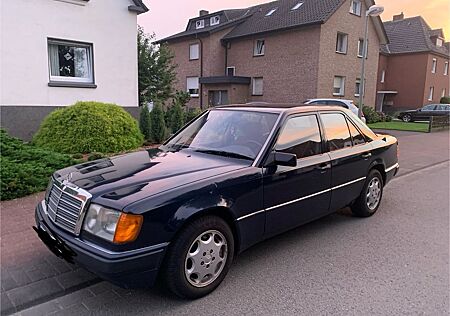 Mercedes-Benz 230 gebraucht kaufen Mercedes-Benz 230