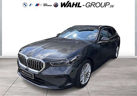 BMW 530e xDrive Touring HK HiFi DAB LED Komfortzg.