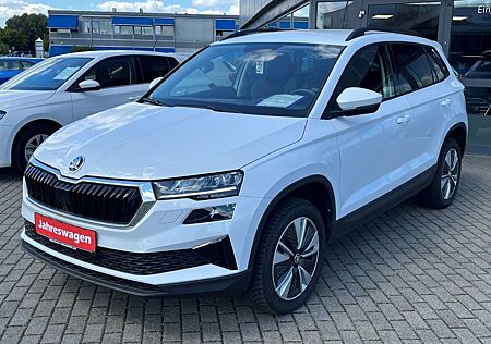 Skoda Karoq Style 1.5 TSI ACT SHZG Kamera PDC KESSY