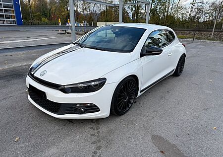 VW Scirocco Volkswagen 2.0 TSI | TÜV + SERVICE NEU | BT | SHZ