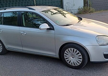 VW Golf Volkswagen 1.9 TDI BlueMotion Trendline Variant