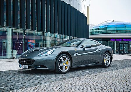 Ferrari California 4.3 V8 4-Sitzer