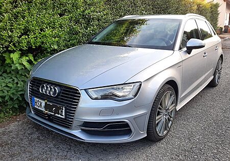 Audi A3 1.4 TFSI E-Tron ACC Anhängerkupplung Navi