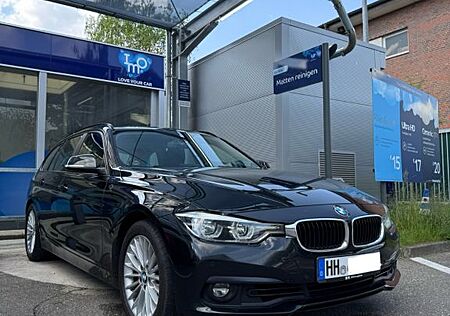 BMW 330i Touring Advantage Automatic, LED,NaviProf.