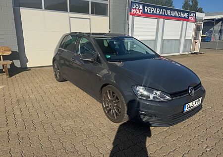 VW Golf Volkswagen 1.2 TSI BMT CUP CUP
