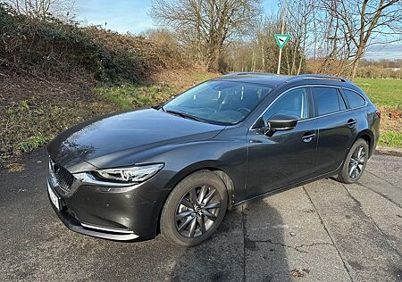 Mazda 6 2.0 SKYACTIV-G 165 Center-Line Auto Center...