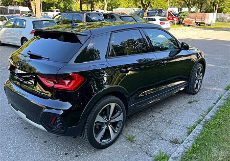 Audi A1 35 TFSI citycarver Garantie 12/26