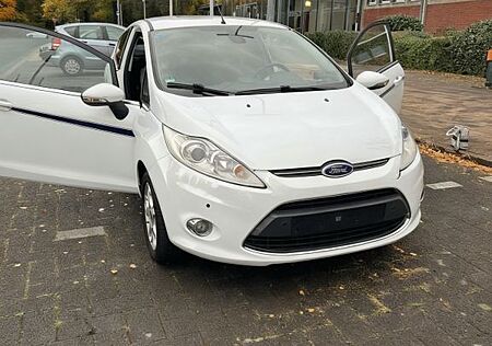 Ford Fiesta 1,6 Ti-VCT Titanium Titanium