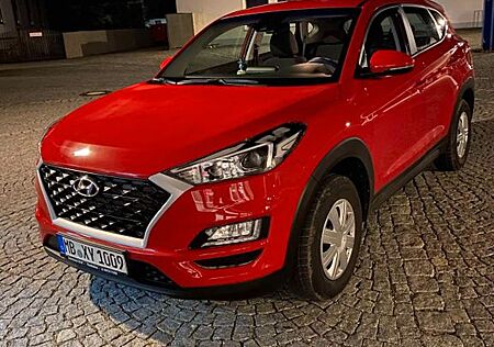 Hyundai Tucson 1.6 GDI Select Select WENIG KM