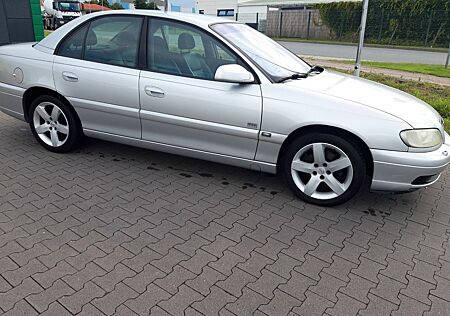 Opel Omega 2.2 Edition