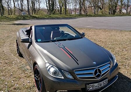 Mercedes-Benz E 350 Cabriolet CGI BlueEFF. AVANTGARD...