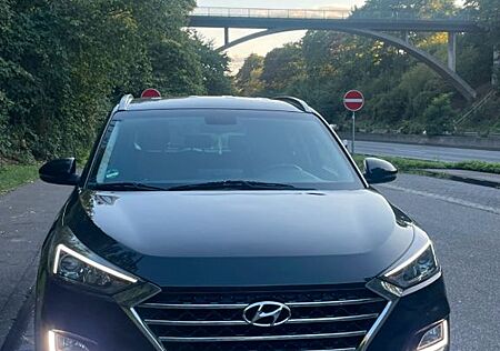 Hyundai Tucson 1.6 T-GDI Select 2WD DCT Select