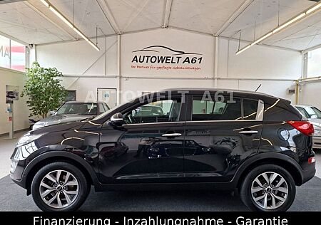 Kia Sportage Dream Team 2WD KAMERA+SHZ+PDC+GARANTIE