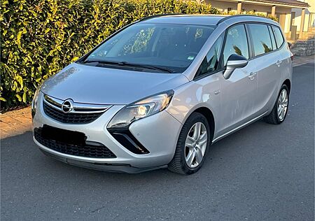 Opel Zafira Tourer 2.0 CDTI Active Automatik TÜV NEU