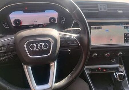 Audi Q3 35 TDI S tronic vb