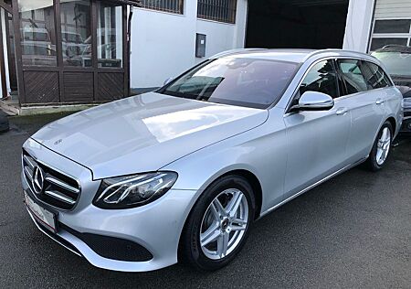 Mercedes-Benz E 220 D T 9G-TRONIC 4MATIC AVANTGARDE NAVI KAM