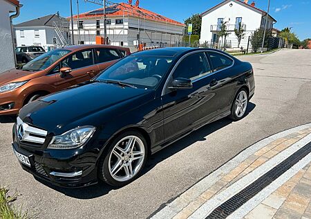 Mercedes-Benz C 350 4 Matic