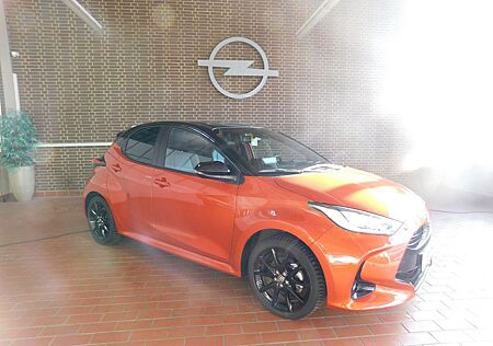 Toyota Yaris Hybrid Style-AT/Wenig Km/HUD/JBL