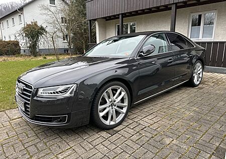 Audi A8 4.2 TDI V8 Quattro 21 Zoll HuD Matrix | TOP