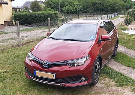 Toyota Auris Touring Sports Touring S. Hybrid 1,8-l...
