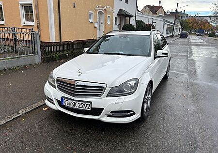 Mercedes-Benz 220 gebraucht kaufen Mercedes-Benz 220 C200 CDI Automatik | Standheizung