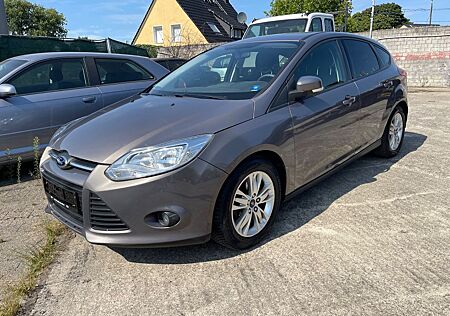 Ford Focus Lim. Trend 82000 KM ATM