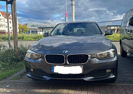 BMW 320d xDrive Touring -