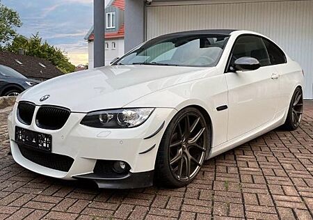 BMW 325i Coupé -