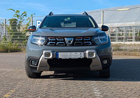 Dacia Duster TCe 150 4WD Extreme - viele Extras