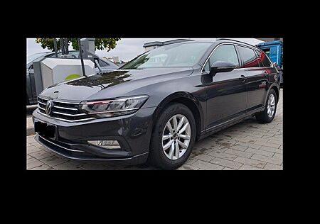 VW Passat Variant gebraucht kaufen VW Passat Variant Volkswagen Business /LED/