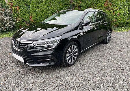 Renault Megane TCe 140 EDC Techno Grandtour