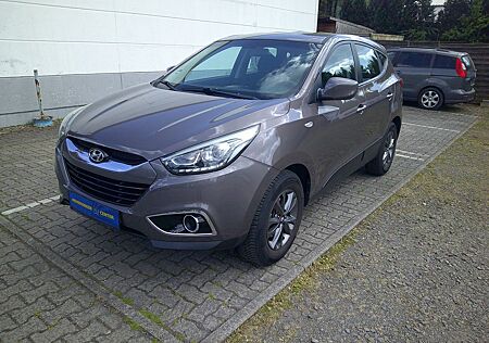 Hyundai ix35 Classic 2WD,Allwetterbereifung,Top Zustand.