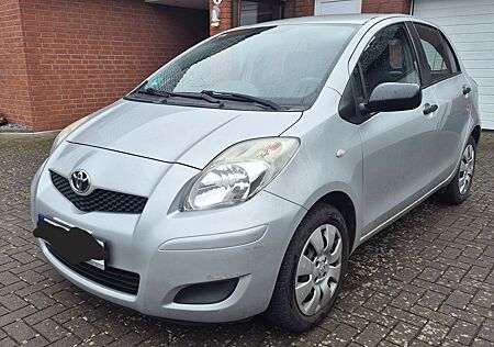 Toyota Yaris 1,0-l-VVT-i Cool TÜV **Neu**