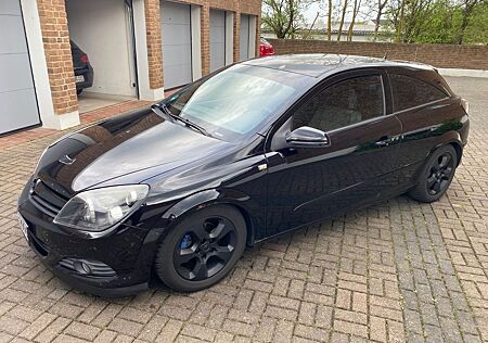 Opel Astra H GTC 1.8 - TÜV NEU