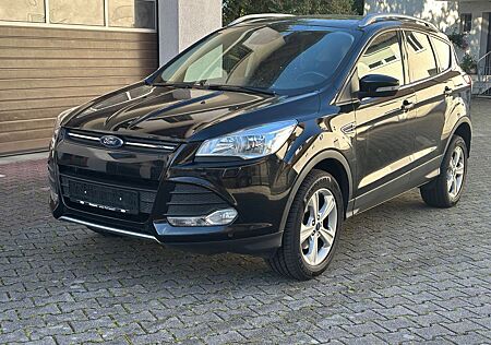 Ford Kuga 1.5 EcoBoost SYNC Edition// GARANTIE //