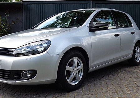 VW Golf Volkswagen 1,2 TSI Blue Motion (77 KW / 105 PS)