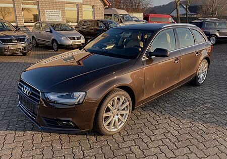 Audi A4 Bi Xenon AHK Leder Tempomat