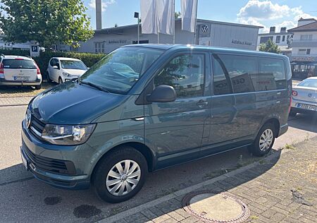 VW T6 Multivan Volkswagen 7 Sitze PDC Klimaaut. AHK