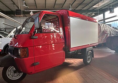 Piaggio APE TM 703 Kasten erst 700 Kilometer gelaufen