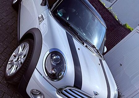 Mini Cooper Camden 50