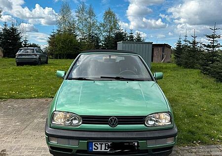 VW Golf Volkswagen 1.8 Standard