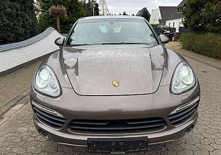 Porsche Cayenne Hybrid GARANTIE- APROVED 03/2026