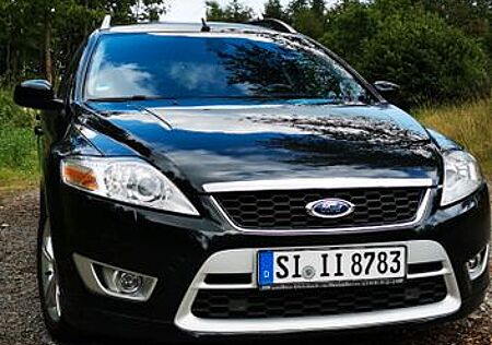 Ford Mondeo 2,0 EcoB. Black Magic Turnier PowerSh...