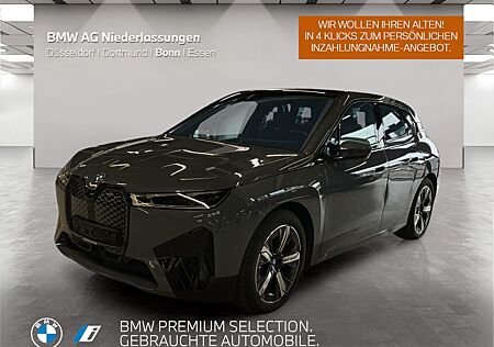 BMW iX xDrive40 AHK Driv.Assist.Prof Harman/K Laser