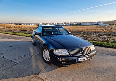 Mercedes-Benz SL 300 Roadster mit Hardtop