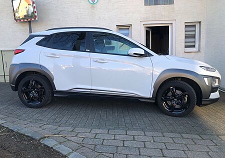 Hyundai Kona 1.6 T-GDI Premium DCT 2WD Premium